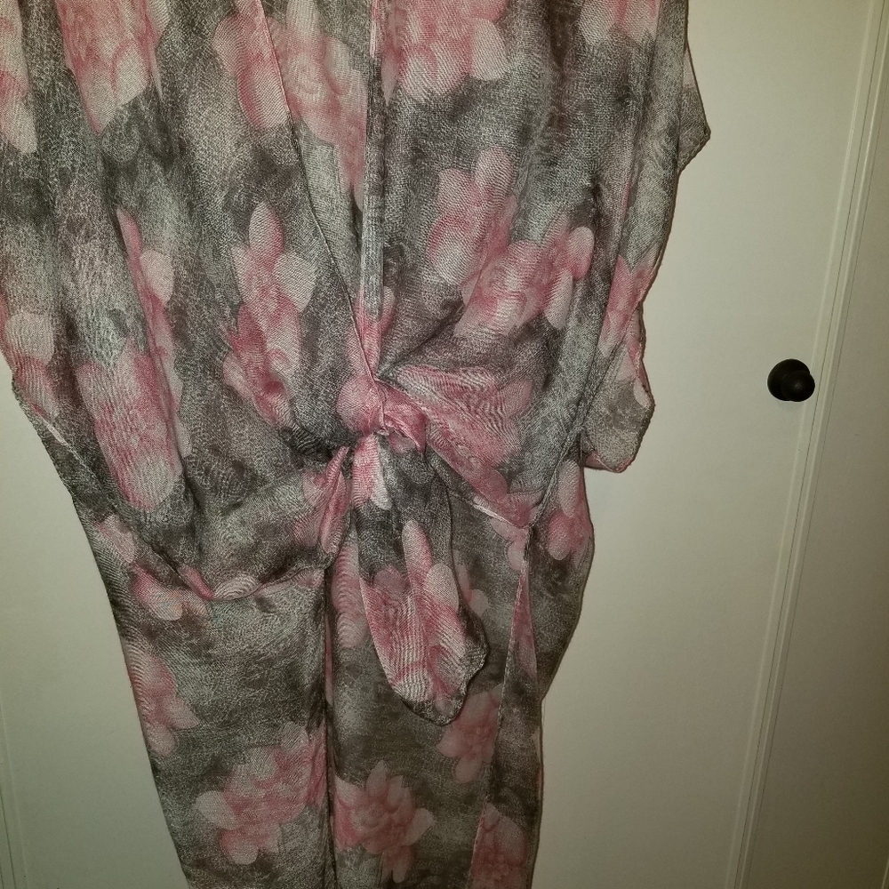 Tie front kimono